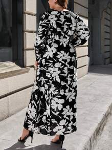 SHEIN Clasi Plus Size Women'S Floral Printed Side Slit Dress - Black and White - View 2