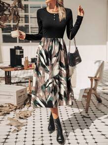 SHEIN Essnce Vestido De Manga Larga Con Cuello Redondo Y Estampado - Multicolor - Ver 1