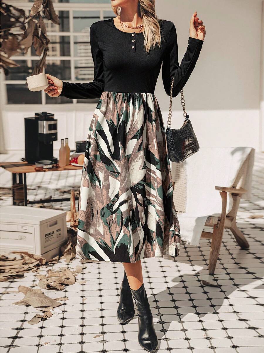 SHEIN Essnce Vestido De Manga Larga Con Cuello Redondo Y Estampado - Multicolor - Ver 1