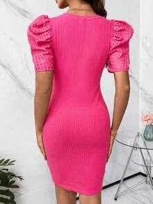 SHEIN Clasi 純色泡泡袖肋骨緊身粉色連衣裙 - 玫紅色 - 查看 2