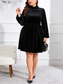 SHEIN Privé Kích thước lớn Cổ cao Tay áo lồng đèn Đầm - màu đen - Xem 1