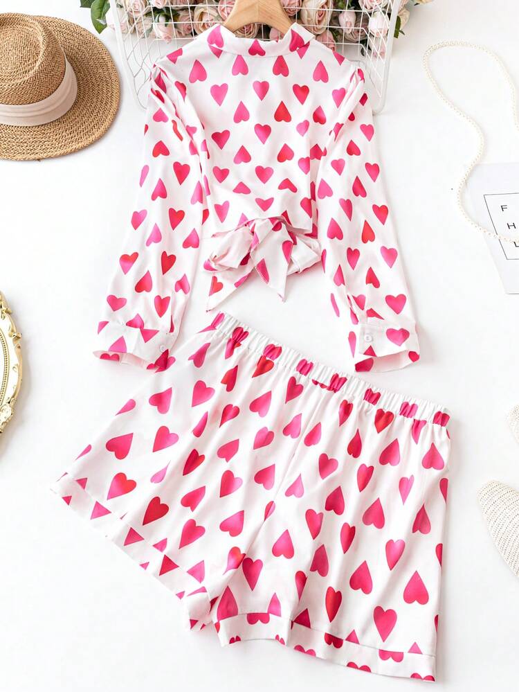 Plus Size Heart Pattern Print Tied Hem Shirt And Shorts Set