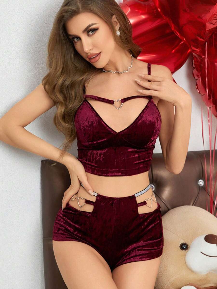 Hollow Out Heart Ring Velvet Pajama Set