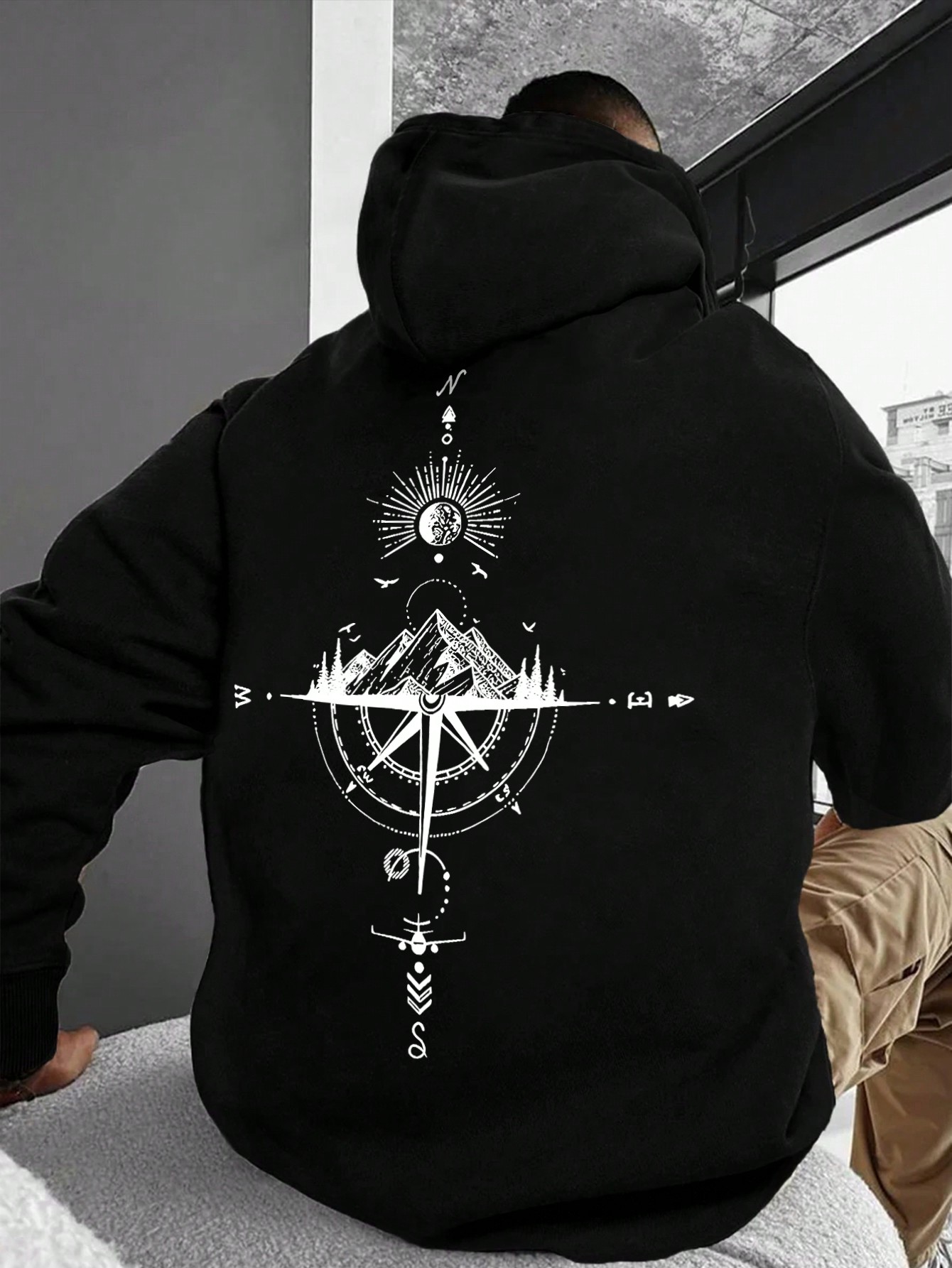Hooded printed sweatshirt