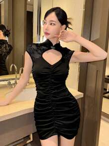 EastFlair Phong cách Trung Quốc Gập lại & Khóa & Ren & Xu hướng: Cắt giảm Đầm - màu đen - Xem 3