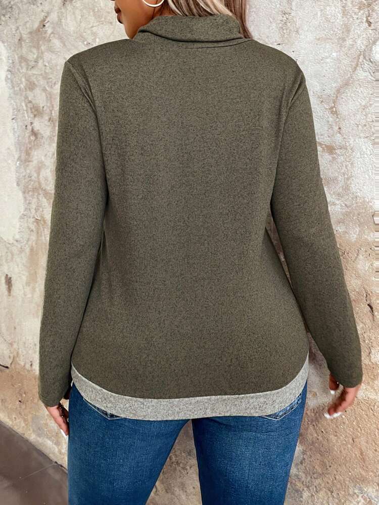 Plus Size Color Block V-neck T-shirt