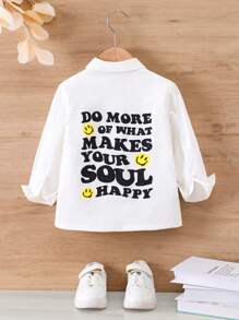 SHEIN 可愛的長袖襯衫,背部印有微笑臉龐和字母印花,帶有翻領,適合年輕男孩 - 白色 - 查看 1