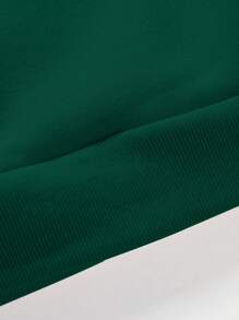 Manfinity EMRG 男士骷髏和文字印花連帽衫和褲子休閒運動服 - 墨綠色 - 查看 6