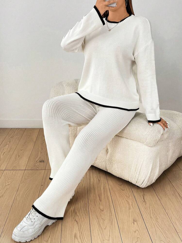 Women's Plus Size Contrast Trim Sweater Set