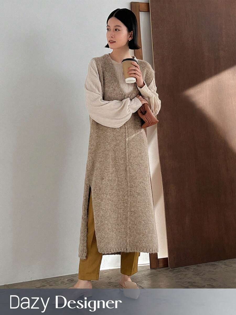 Dazy Designer 女式毛绒连衣裙，带开衩下摆，女式毛衣连衣裙 - 駝色 - 查看 1