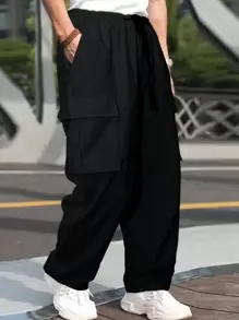 Manfinity Hypemode Men Flap Pocket Side Drawstring Waist Oversize Cargo Pants Baggy Long Plain Black Going Out, Back To School