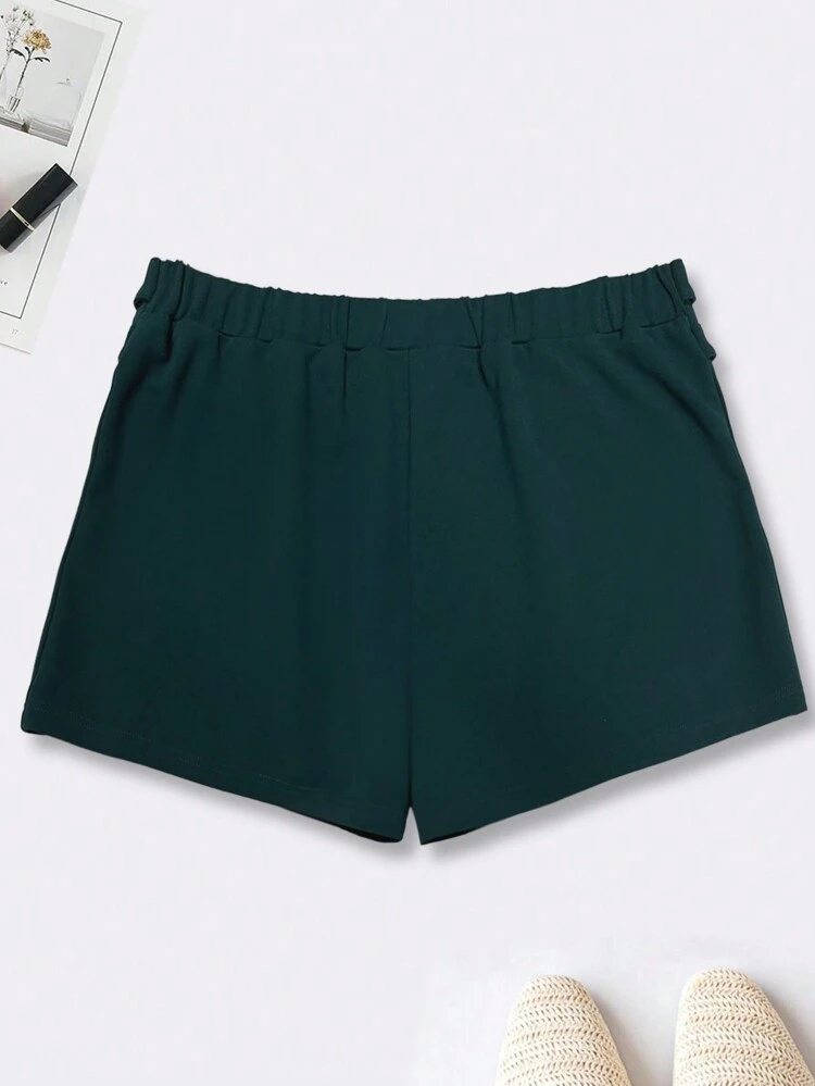 Button Decor Solid Color Shorts