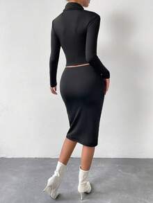 Zolique Mock Neck Crop Tee & Bodycon Skirt - Black - View 2