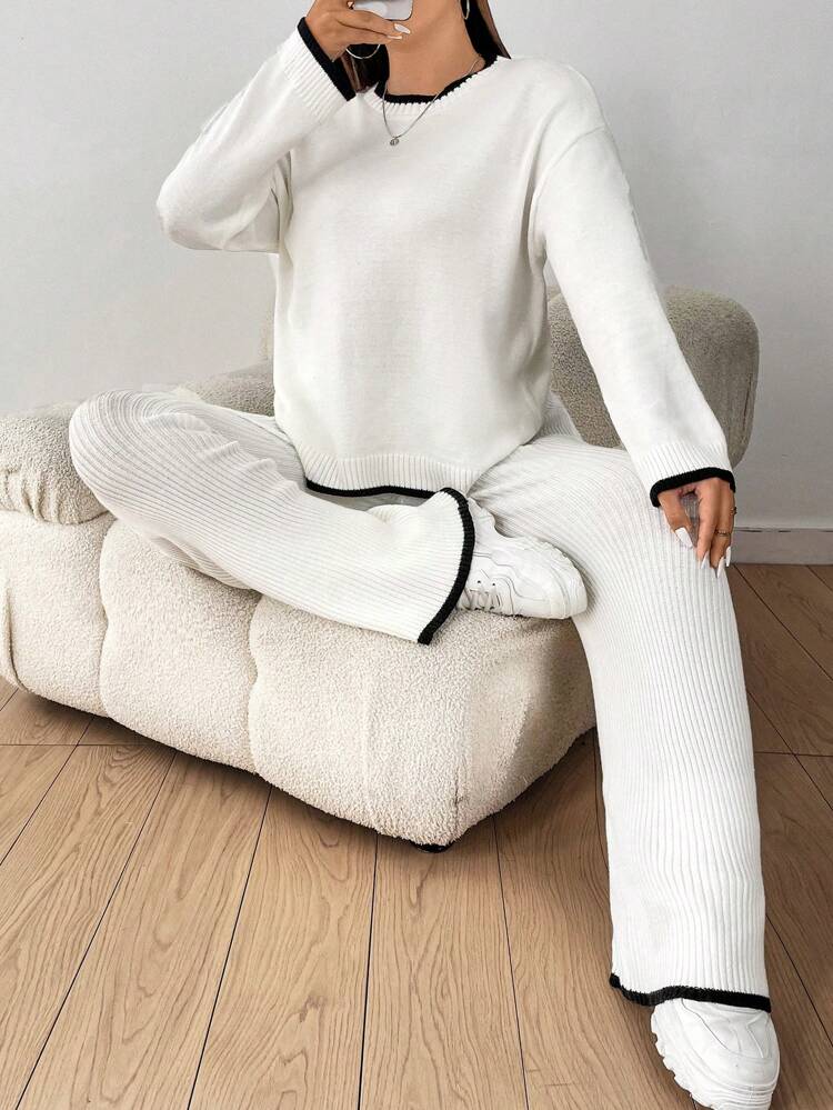 Women's Plus Size Contrast Trim Sweater Set