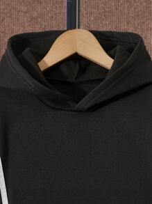 SHEIN 青少年男童邊條連帽休閒兩件式套裝 - 彩色 - 查看 5