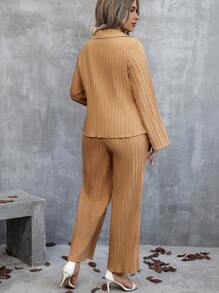 Calvaya 大尺碼純色喇叭袖衫和褲子套裝 - 杏色 - 查看 2