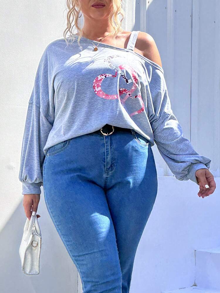 Plus Size Heart Print Drop Shoulder Tee