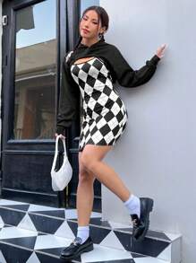 SHEIN EZwear Super Short Hooded Sweatshirt And Diamond Shape Strappy Dress Combination Set - Multicolor - View 5