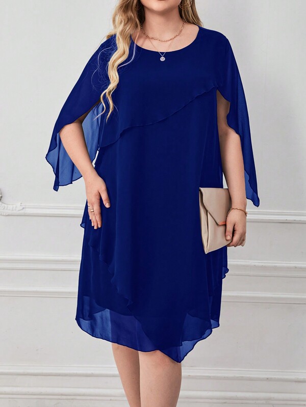 Rochie cu design asimetric cu plasă de mărime mare