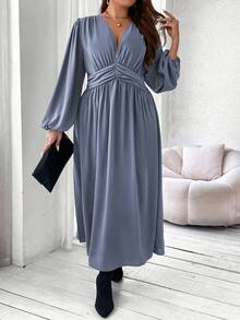SHEIN Franclia 大尺寸純色深v領長袖連身裙 - 霧霾藍 - 查看 5