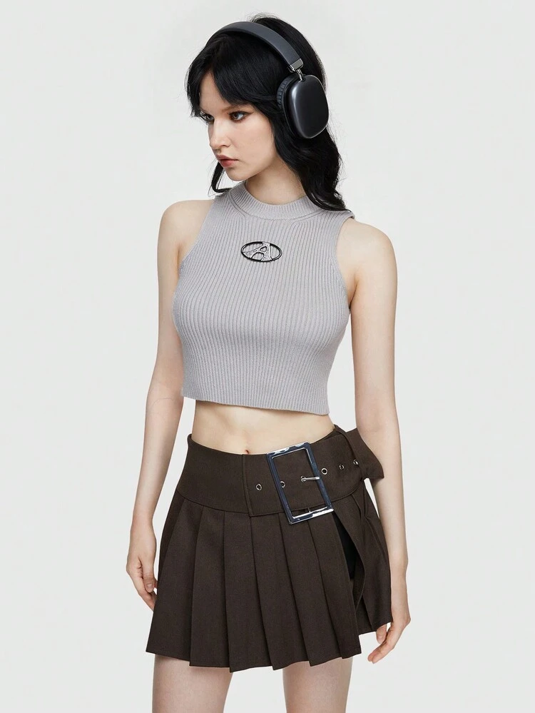 Streetwear Sexy Vintage Style Fitted Knit Vest Top With Metallic Letter Detail On The Chest, Suitable For Outdoor Activities