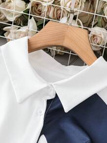SHEIN LUNE Camisa De Talla Grande Para Hombre Con Cuello Vuelto Y Estampado De Cara - Blanco - Ver 3