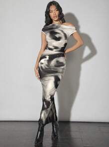 SHEIN BAE Solid Retro Portrait Mesh Print Asymmetrical Neck Top And Low-Rise Slim Skirt - Multicolor - View 3