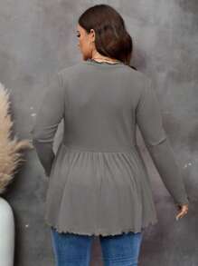 SHEIN LUNE 大尺碼純色荷葉邊長袖t恤 - 灰色 - 查看 2