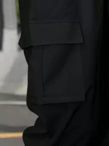 Manfinity Hypemode Men Flap Pocket Side Drawstring Waist Oversize Cargo Pants Baggy Long Plain Black Going Out, Back To School
