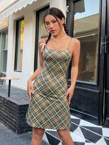 SHEIN EZwear 格子圖案露背吊帶連身裙 - 綠色 - 查看 4