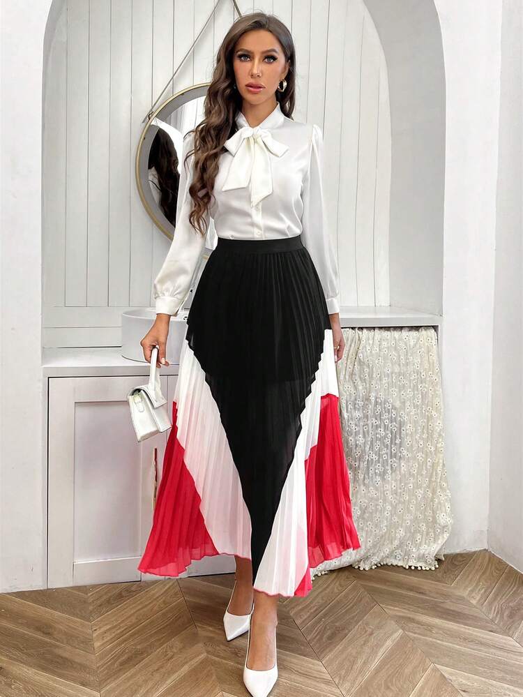 Contrast Color Pleated Skirt