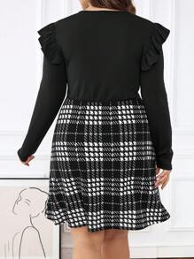 SHEIN Frenchy Kích thước lớn Kẻ sọc Đầm Với Ruffled Không có thắt lưng - màu đen - Xem 2