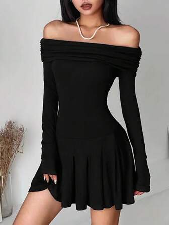 Elegant Off Shoulder Long Sleeve Solid Color Dress, Suitable For Commuting