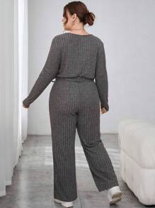 SHEIN Essnce Plus Size Monochromatic Round Neck Long Sleeve Jumpsuit