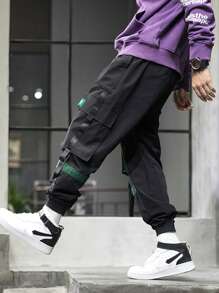 Manfinity Roghcode 男士丝带翻盖口袋工装裤宽松长款抽绳拼色外出裤，适合秋季穿着 - 黑色 - 查看 5