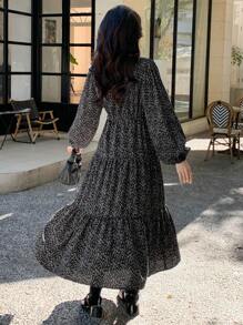 DAZY 碎花荷葉邊連衣裙 - 黑色 - 查看 2