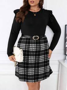 SHEIN Frenchy Kích thước lớn Kẻ sọc Đầm Với Ruffled Không có thắt lưng - màu đen - Xem 1
