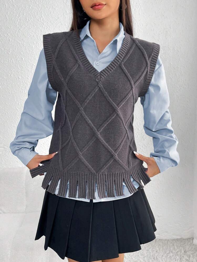 Women's Fringed Hem Sweater Vest
