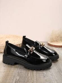 Women's Chunky Heel Loafers With Chain Decoration
