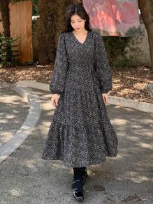 DAZY 碎花荷葉邊連衣裙 - 黑色 - 查看 6