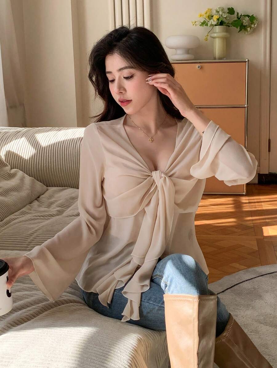 DAZY Xoắn Chi tiết nút thắt Tay áo dài Áo sơ mi - Màu be - Xem 1
