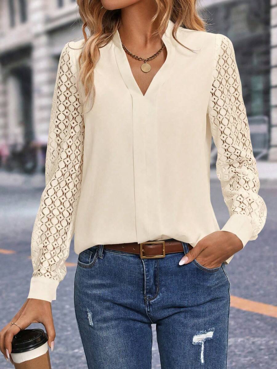 EMERY ROSE 露腕蕾絲雙排釦衣領長袖襯衫 - 杏色 - 查看 1