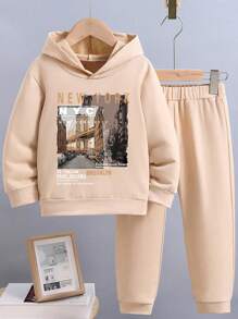 青少年男孩風景印花連帽衫和運動褲 - 卡其色 - 查看 1