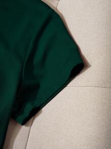 SHEIN LUNE 女花蝴蝶字母印花t卹 - 墨綠色 - 查看 4