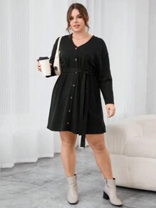 SHEIN Essnce 大尺寸搭扣裝飾連身裙 - 黑色 - 查看 1