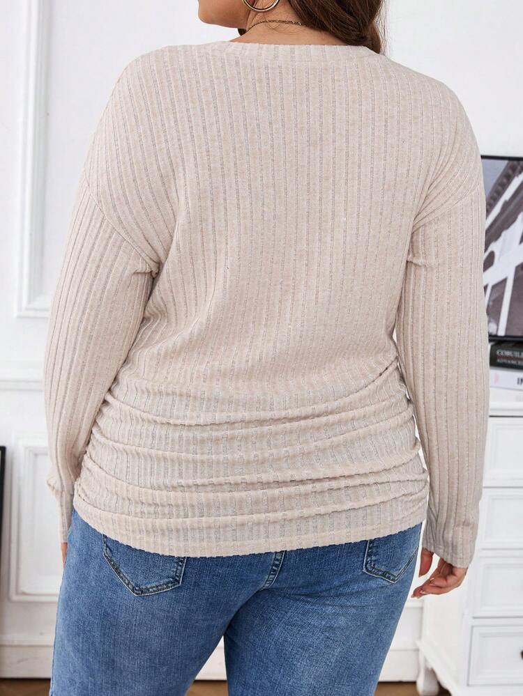 Plus Size Round Neck Long Sleeve T-shirt