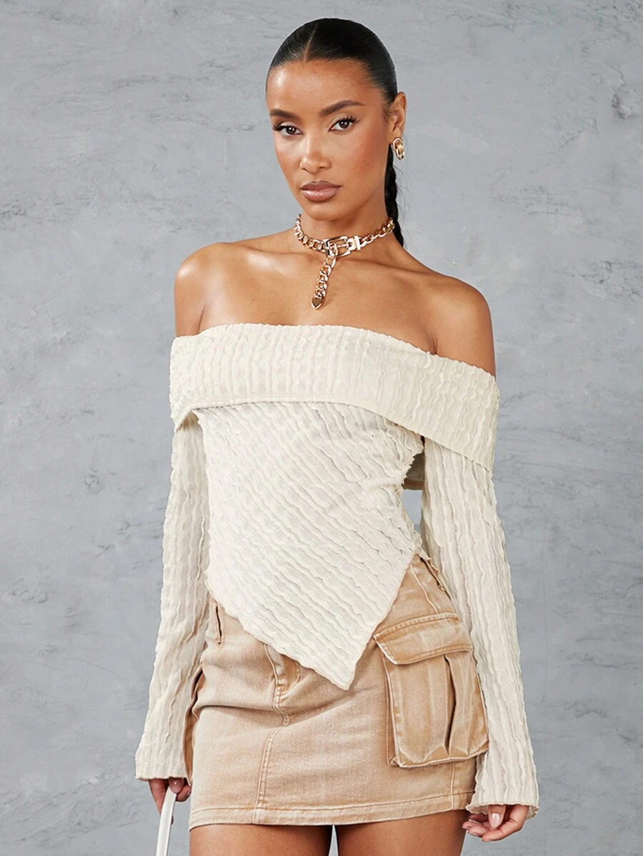 SHEIN BAE Áo thun nữ hở vai họa tiết màu trơn, tay loe, viền bất đối xứng - Màu be - Xem 1