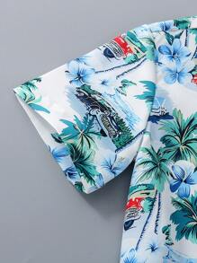 SHEIN 年輕男孩印花短袖襯衫款式，夏威夷風格，柔軟、涼爽、舒適，適用於夏季度假和外出 - 彩色 - 查看 3