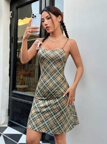 SHEIN EZwear 格子圖案露背吊帶連身裙 - 綠色 - 查看 5