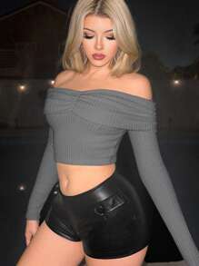 SHEIN Sweetina Solid Color Off-Shoulder Cropped T-Shirt - Dark Grey - View 3